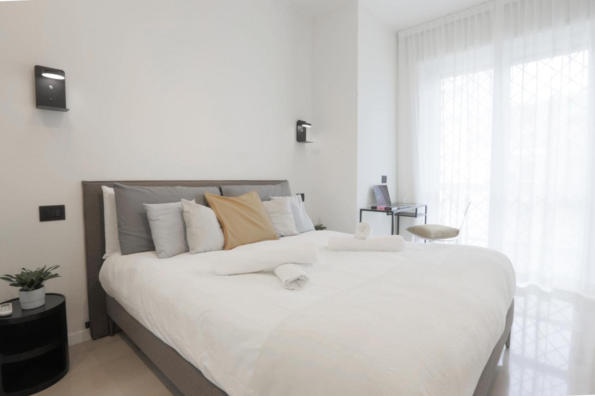 New Modern Flat 10 Minutes Walk From Central Station 米兰 外观 照片